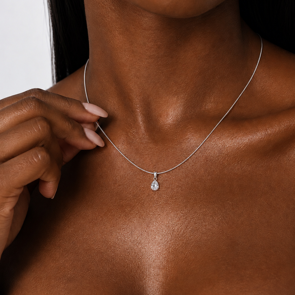 femme diamond necklace